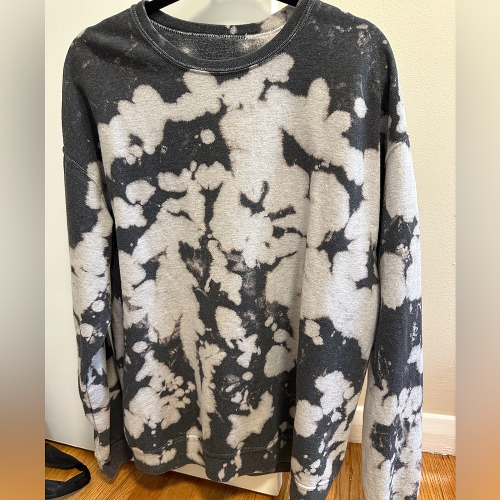 Urban Outfitters Crewneck Sweatshirt